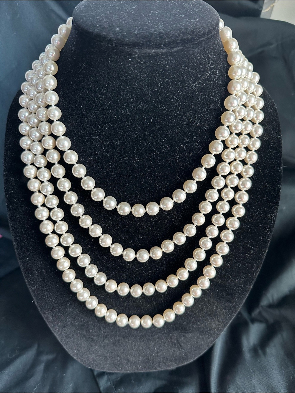 Marilyn Monroe Multi-Strand Ivory Pearl Necklace
